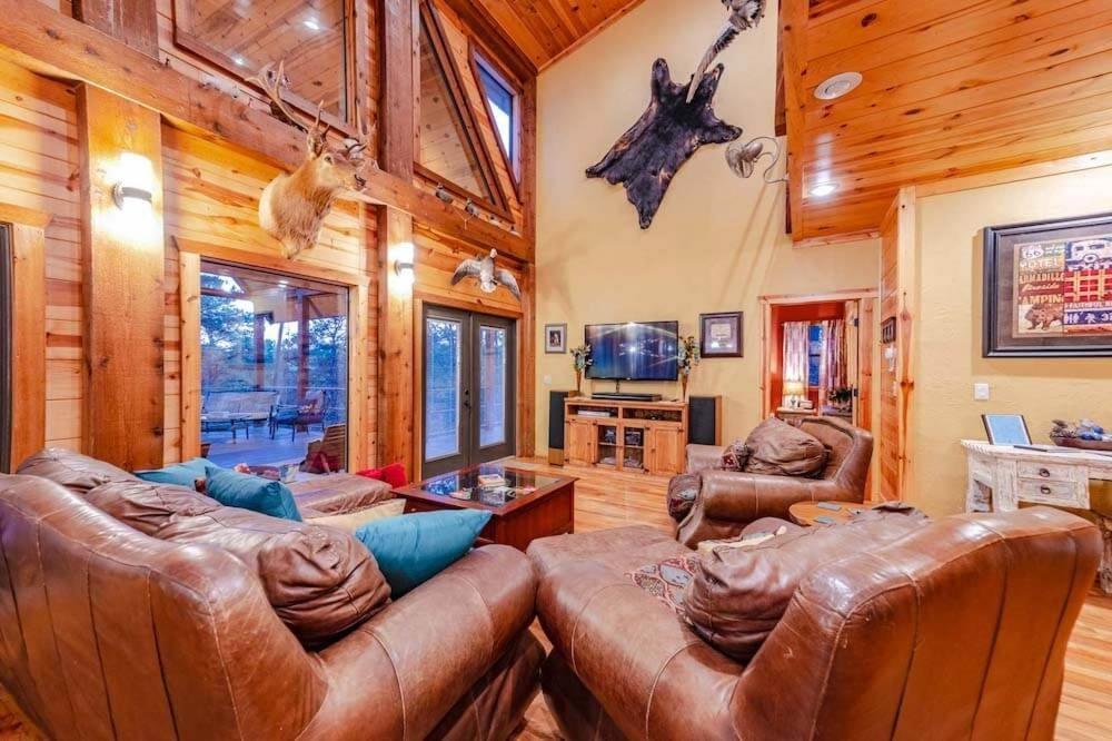 Mountain Fork Lodge Free Wifi ブロークン・ボウ エクステリア 写真